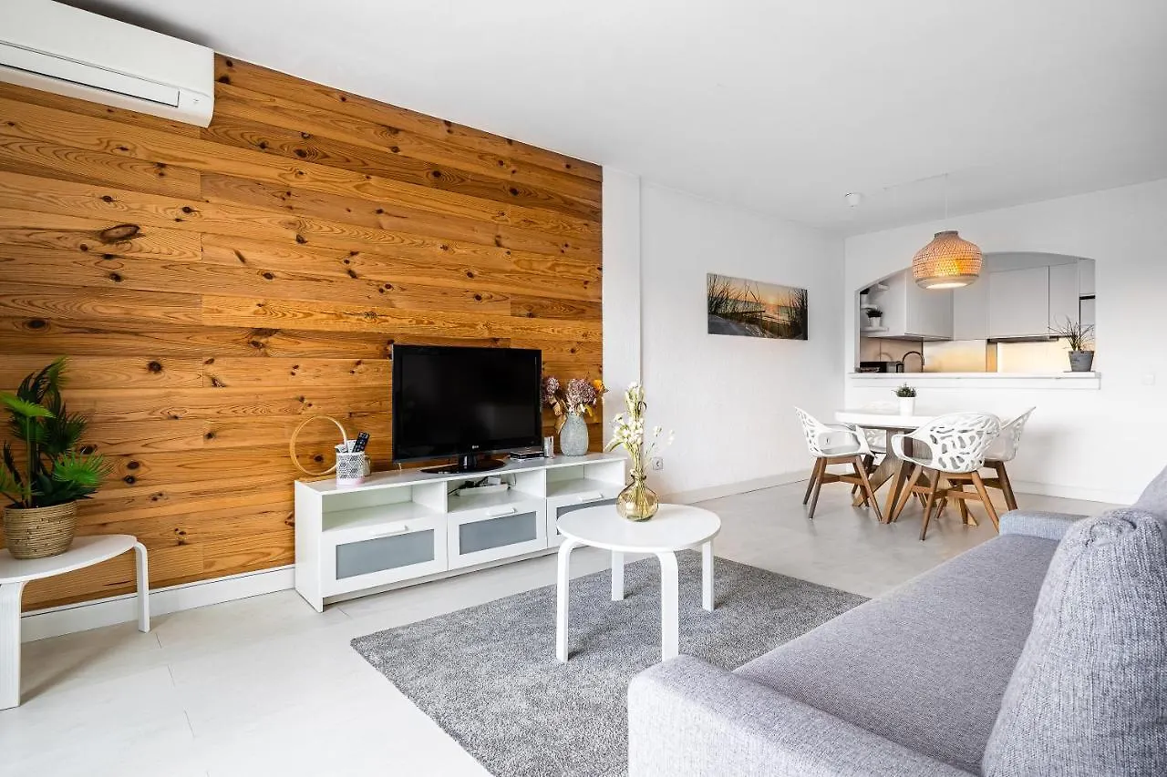 Precioso Apartamento Welcs 006 Con Balcon Apartment Empuriabrava 0*,  Spain